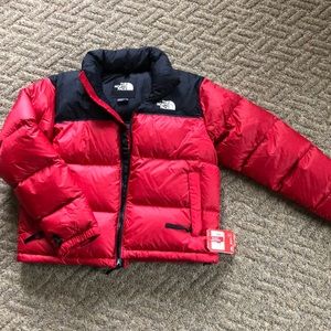 Northface women’s iconic nuptise jacket